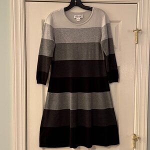 Jessica Howard Monochrome Stripe Sweater Dress - Small